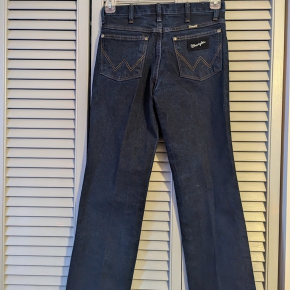 Wrangler Jeans - Picture 2 of 6